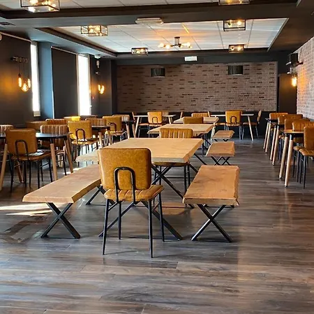 L'escasse Szálloda 2*